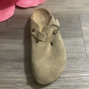 BIRKENSTOCK 39 (Sz 8) LEFT SHOE Boston Taupe Suede Buckle Slip-On Comfort Mule